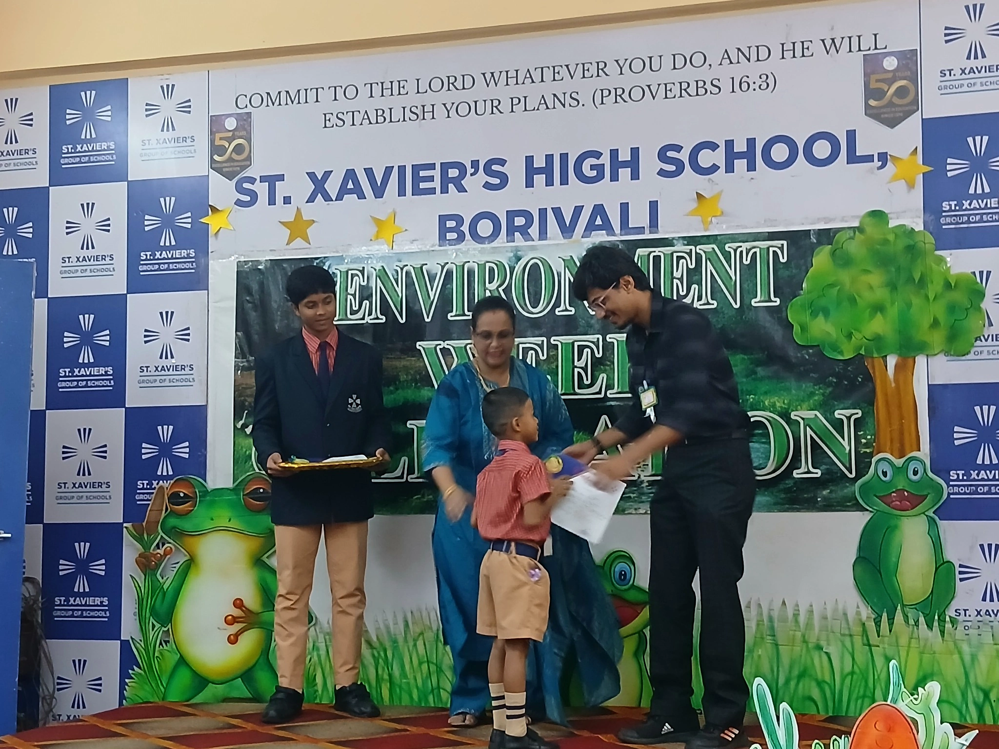 Recognising students on stage